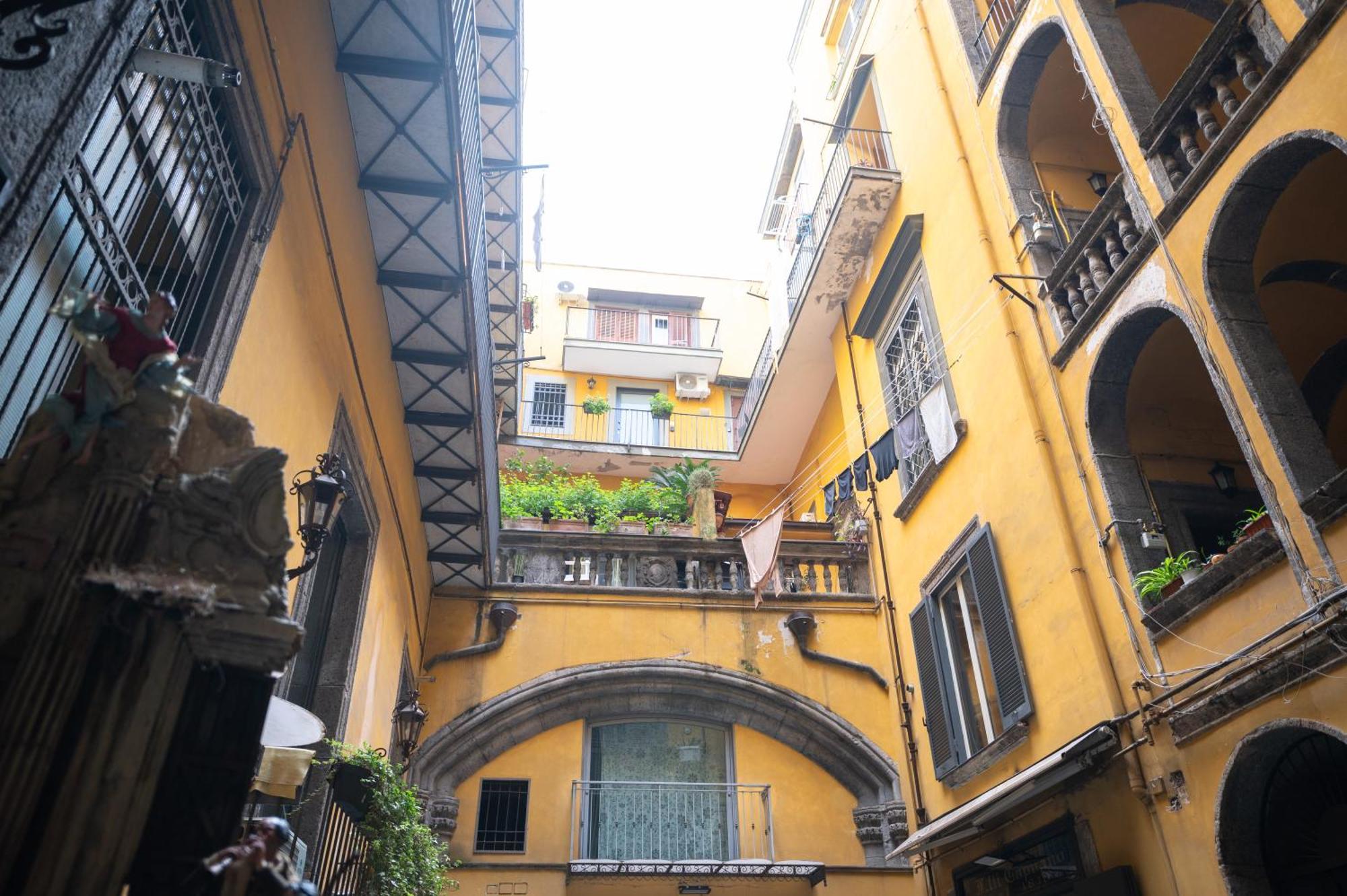 Stay Soft Apartment - Centro Storico Napoli Exterior foto